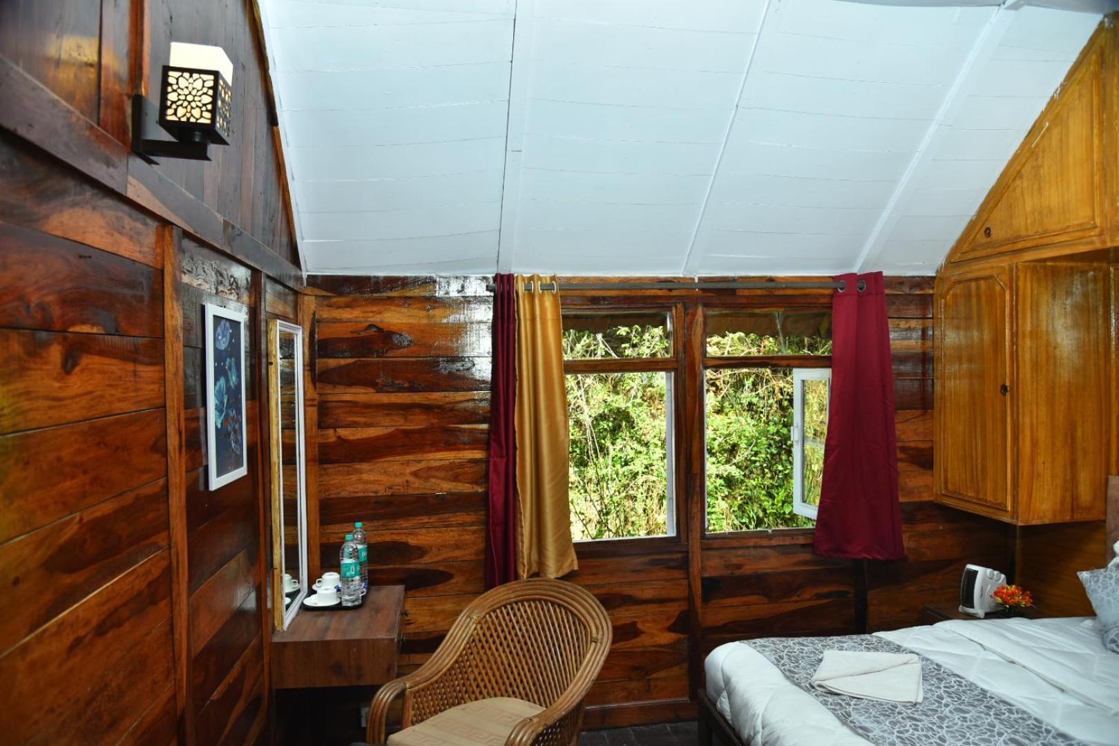 Kumaon Roop Resort Near Kainchi Dham Nainital Exterior photo
