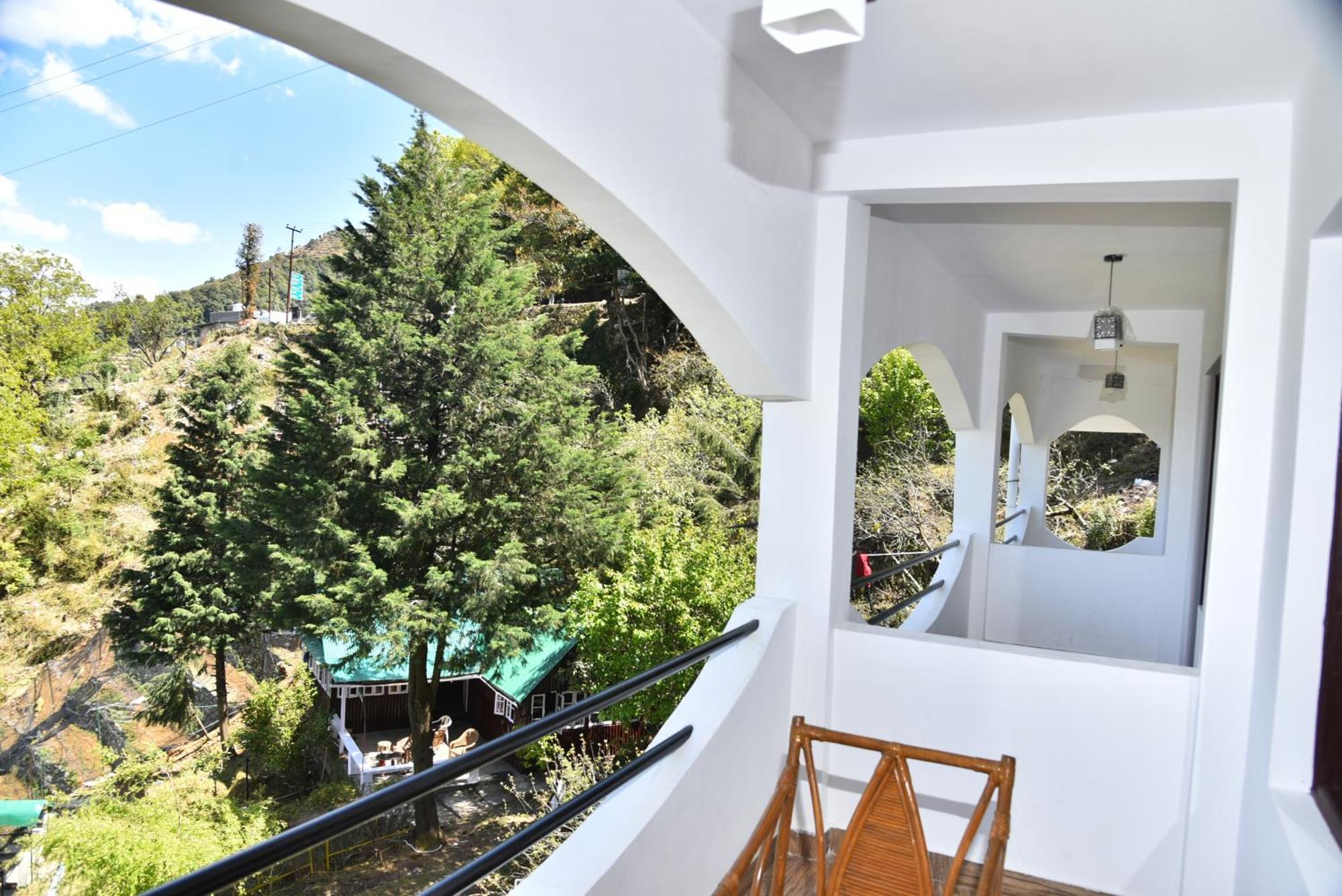 Kumaon Roop Resort Near Kainchi Dham Nainital Exterior photo