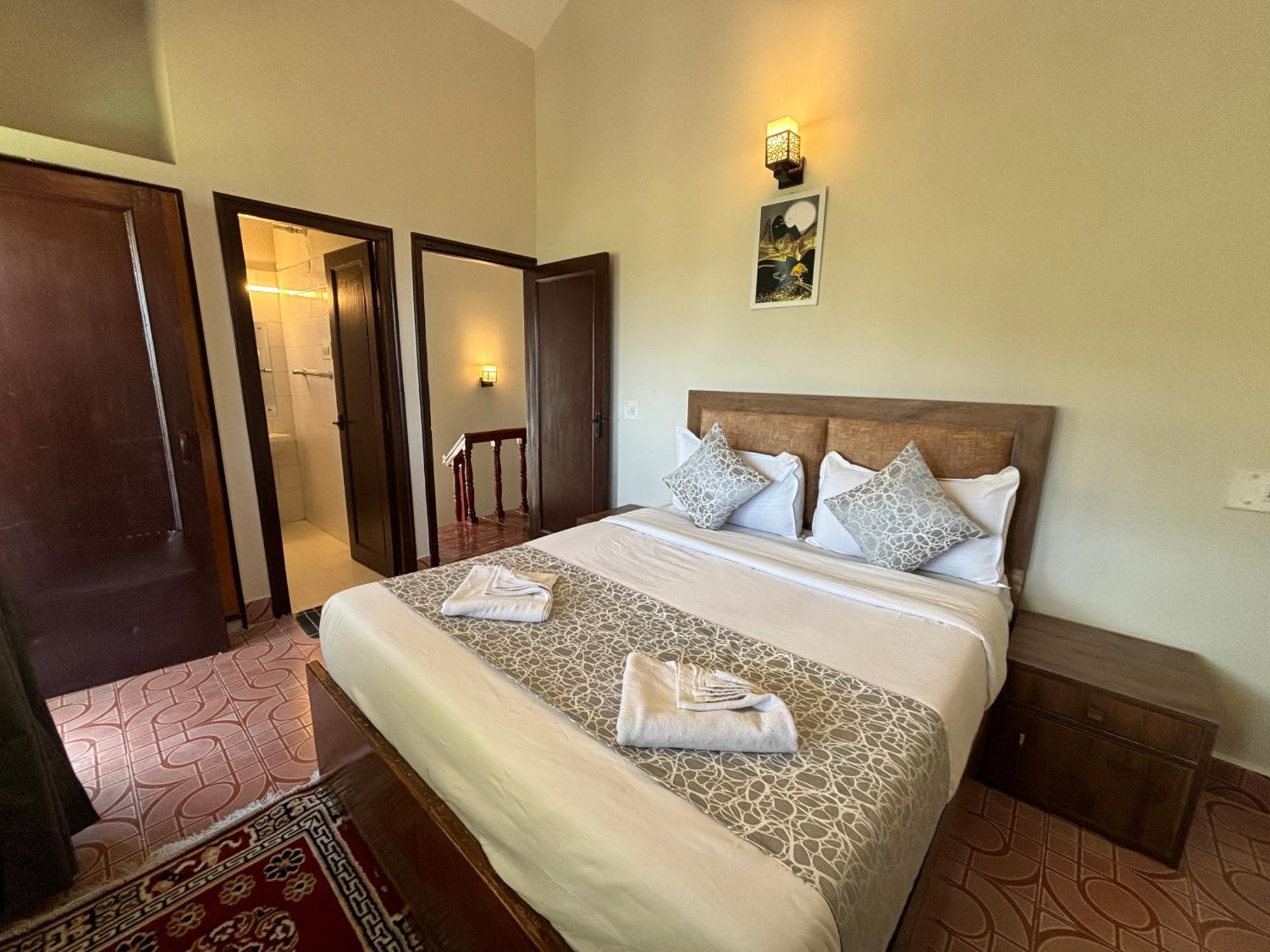 Kumaon Roop Resort Near Kainchi Dham Nainital Exterior photo