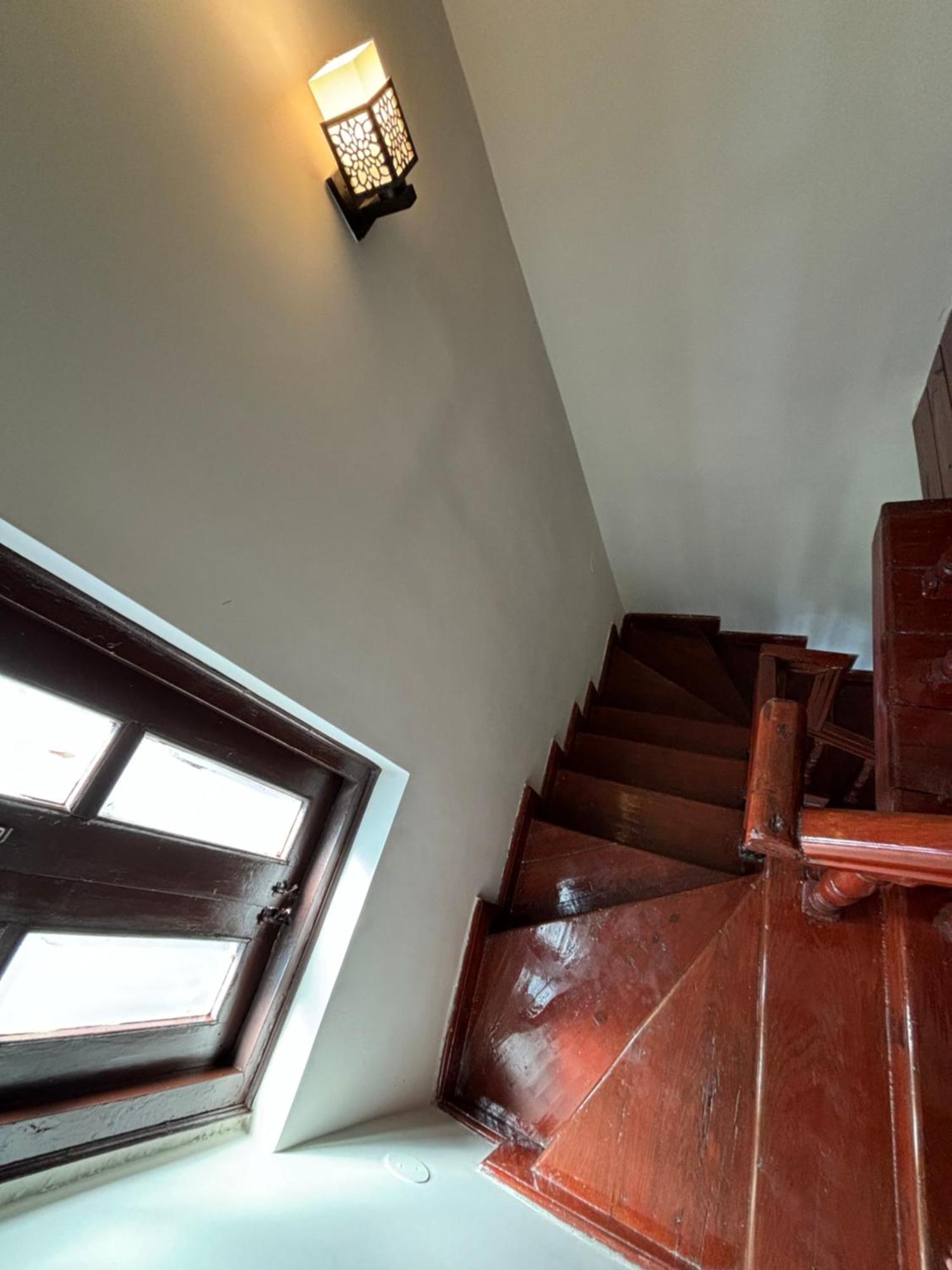 Kumaon Roop Resort Near Kainchi Dham Nainital Exterior photo